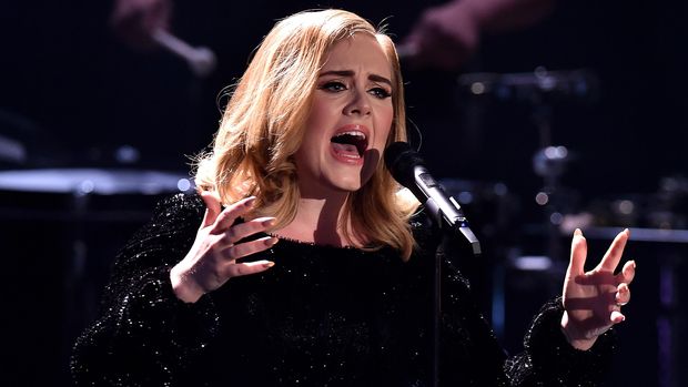 Lirik Lagu Adele Million Years Ago Arsia Lirik