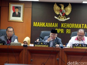 Hasil Akhir: 10 Anggota MKD Minta Sanksi Sedang, 7 Sanksi Berat untuk Novanto