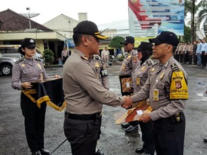 Jago Bela Diri, Polisi di Sukabumi Berhasil Lumpuhkan Penjahat Berpistol