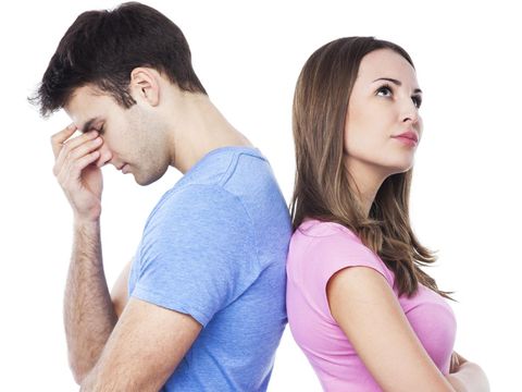 Sisi Psikologis di Balik Pasangan yang Menikah Terlalu Muda