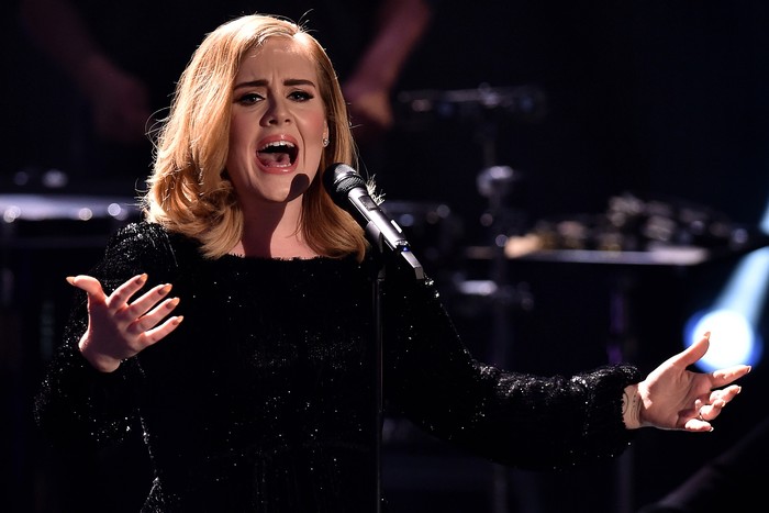 Adele COLOGNE, GERMANY - DECEMBER 06: Adele attends the television show 2015! Menschen, Bilder, Emotionen - RTL Jahresrueckblick on December 6, 2015 in Cologne, Germany. (Photo by Sascha Steinbach/Getty Images)