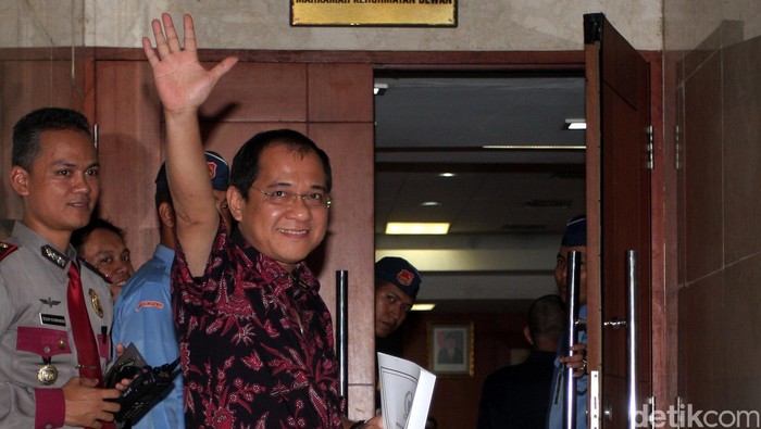 Akbar Faizal: Ridwan Bae Cabut Laporan di MKD