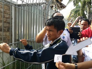 Viral Pria Nebeng di Roda Pesawat, Orang Indonesia Juga Pernah Lho!