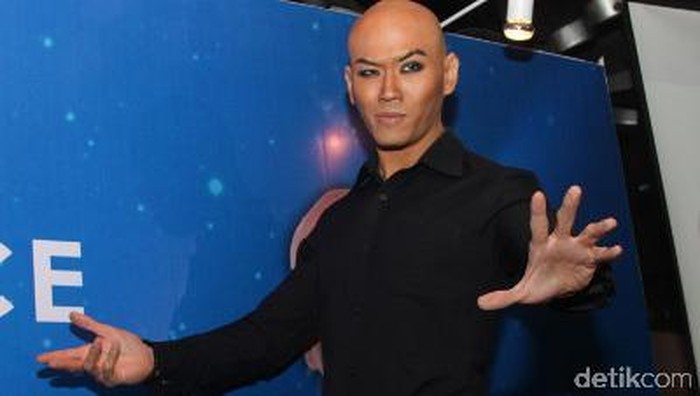Sutradara Gareth Evans Tiru Karya Deddy Corbuzier?