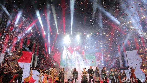 Kemeriahan Pesta 14 Tahun Transmedia