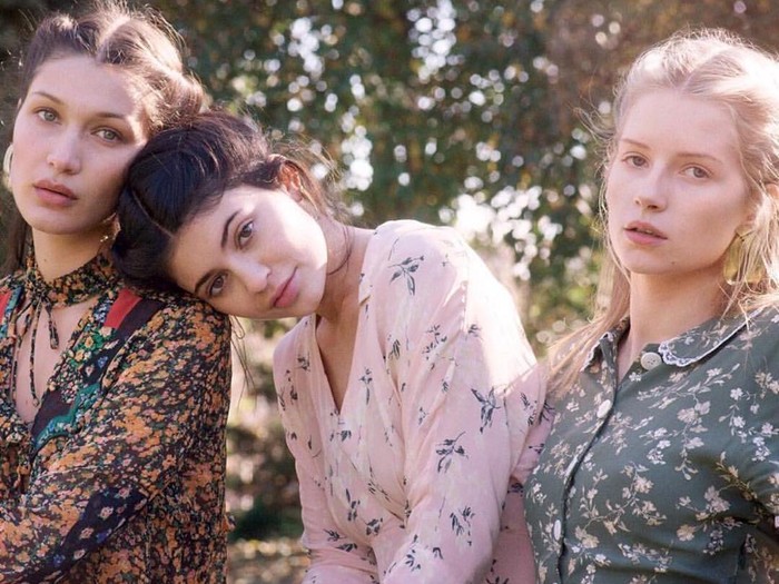 Tampil Perdana di Vogue, Kylie Jenner Cantik Tanpa Make Up