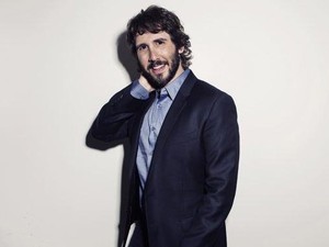 Video: Serba-serbi Keseruan Konser Josh Groban di Indonesia!