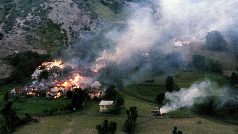 Ikut Bakar 57 Muslim Bosnia, Eks Tentara Serbia Dipenjara 20 Tahun Ikut Bakar 57 Muslim Bosnia, Eks Tentara Serbia Dipenjara 20 Tahun