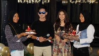 Pada kesempatan itu, fans memberi kejutan ulang tahun untuk Randy yang baru saja menginjak usia 17 tahun pada 18 November kemarin. (dok. Pribadi)