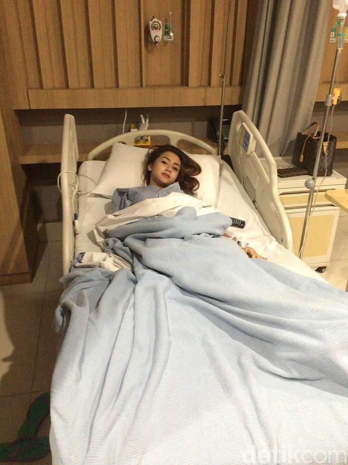 Cita Citata Tumbang Usai Isi Acara Hut Transmedia ke-14