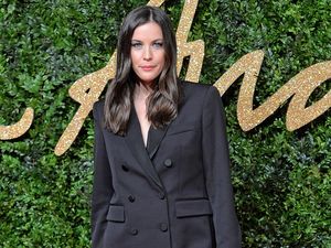 Tergila-gila Skin Care, Total Perawatan Wajah Liv Tyler di Rumah Mencapai Rp 12 Juta