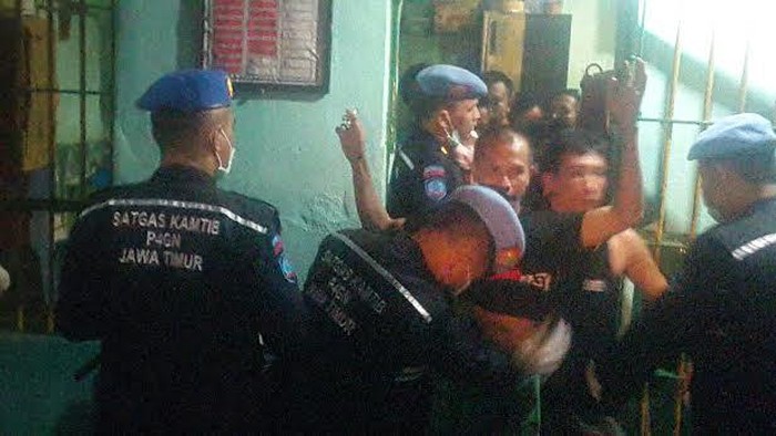 Hasil Test Urine Puluhan Sipir dan Napi Lapas Banyuwangi Negatif