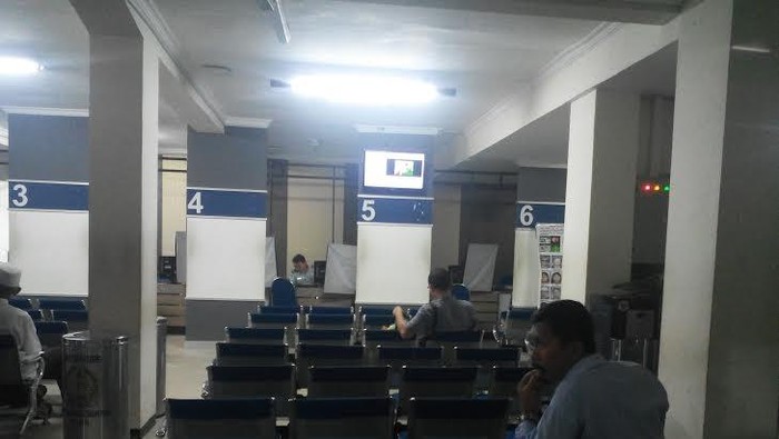 Imigrasi Tanjung Perak Utamakan Pemohon Paspor Langsung