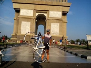 Eks Pengamen Surabaya Bisa Berlaga di Balap Sepeda Dunia, ini Pesan Risma