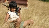 Sosok paling ceria nan menyenangkan Mahar diperankan oleh Verrys Yamarno. Ia meninggal dunia pada 2015. Foto: Miles Film