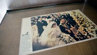 Diana menikah dengan Charles pada 29 Juli 1981, saat usianya baru 20 tahun, di Katedral St Paul. Gaun pernikahannya memiliki ekor sepanjang 10 meter (Foto: Bethany Clarke)