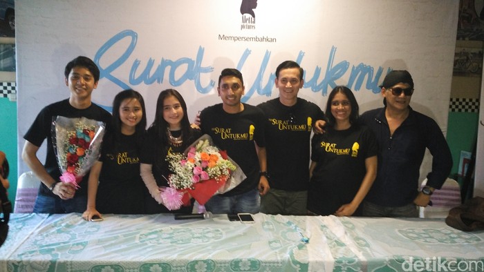 Terlihat Gemuk di Kamera, Prilly Latuconsina Diet Ketat