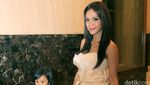 Tanpa Lembu, Masayu Gandeng Anak di Nikahan Nabila Syakieb