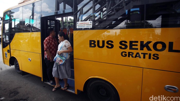 Dishubtrans DKI: Bus Sekolah Diperbantukan Sampai Hari Ini
