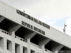Kemendagri Tegaskan Isu Tolak Perpanjangan Izin FPI Hoax!