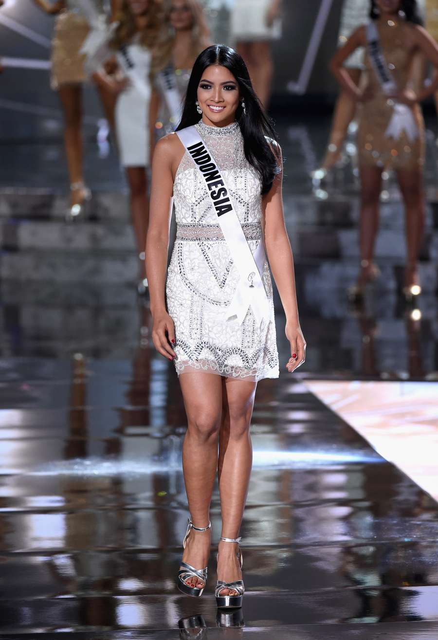 Aksi Anindya Kusuma Putri Di Miss Universe 2015