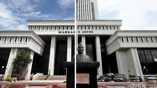 Gedung Mahkamah Agung (MA) sebelum pembangunan (kiri) dikombo dengan sesudah pembangunan.