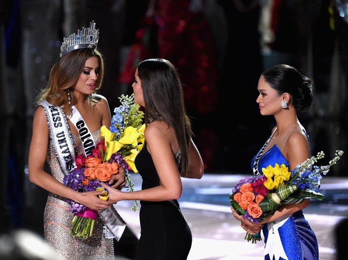 LAS VEGAS, NV - DECEMBER 20:  Miss Colombia 2015, Ariadna Gutierrez, is incorrectly named Miss Universe 2015 instead of First Runner-up during the 2015 Miss Universe Pageant at The Axis at Planet Hollywood Resort & Casino on December 20, 2015 in Las Vegas, Nevada. The winner of Miss Universe is Miss Philippines 2015, Pia Alonzo Wurtzbach (not pictured). (Photo by Ethan Miller/Getty Images)