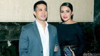 Olla dan Aufar saat ditemui di Ritz Carlton, Kuningan, Jakarta Selatan, Minggu (20/12/2015).
