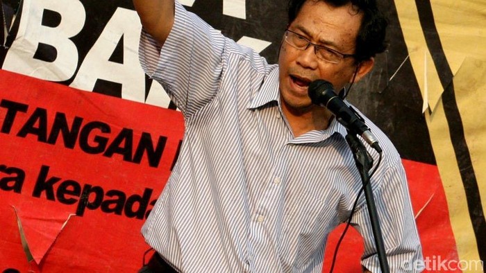 Kata Pengacara Sri Bintang soal Surat Permintaan Cabut Mandat Jokowi