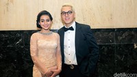 Kevin datang bersama sang pacar, Sahila Hisyam.