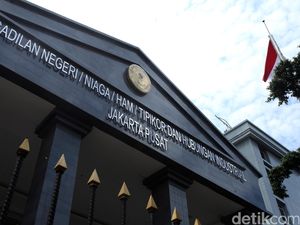 Putar CCTV, Jaksa Tanya Gerak-gerik Fredrich di RS Medika