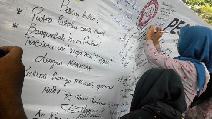 Ini Harapan Kaum Ibu di Atas Kain Putih yang Terbentang