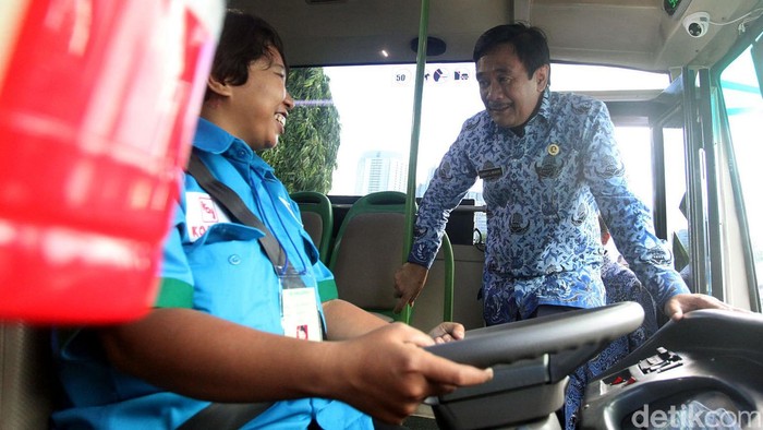 Djarot Didekati Sandiaga Uno? Hasto: Aspirasi Itu Akan Didengar PDIP