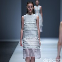 Peggy Hartanto Dewi Fashion Knight Jakarta Fashion Week 2016 at Senayan City. Jakarta. [Foto: Mohammad Abduh/Wolipop]