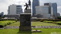  Dikutip dari Ensiklopedia Jakarta, patung ini dibuat oleh pematung terkenal Rusia bernama Matvei Manizer dan Otto Manizer. (Foto: Ari Saputra)