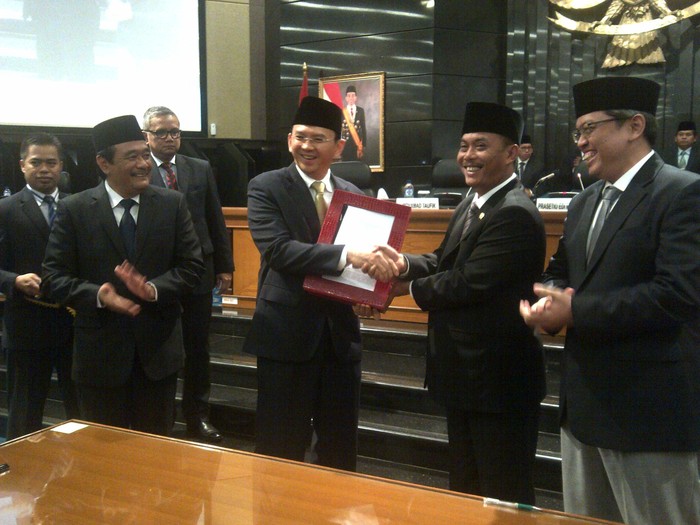 Tak Gelar Open House, Ahok Pilih Keliling Gereja Saat Malam Natal