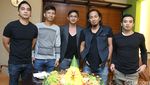 Soal Ungu yang Pernah Dikabarkan Jadi Band Pemuja Setan
