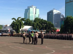 Pimpin Apel Pengamanan Natal dan Tahun Baru, Kapolri Ingatkan Serangan di Paris