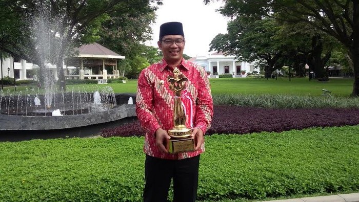 Ridwan Kamil Tak Berada di Rumah Dinas Saat Ledakan Molotov