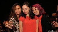 Usai menonton, tak lupa untuk selfie bareng Tatjana.