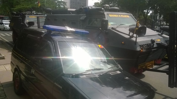 Penjinak Bom Sisir Katedral, 2 Baracuda Disiagakan