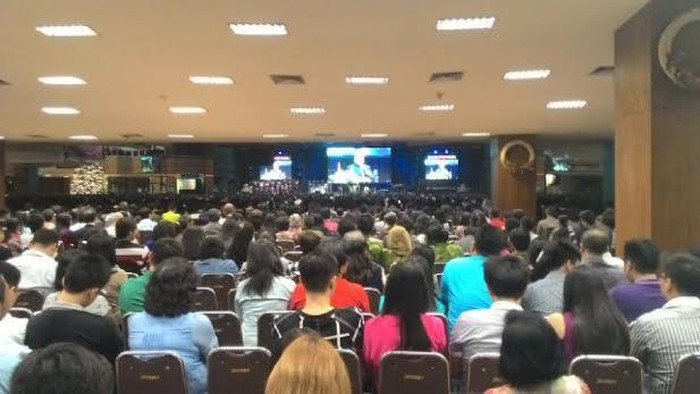 Ibadah Misa Natal di Surabaya Berlangsung Aman