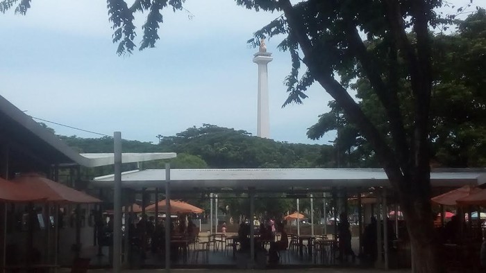 Monas Masih Jadi Pilihan Warga Isi Waktu Liburan