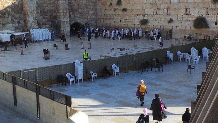 Israel Tangkap Wanita Telanjang di Tembok Ratapan Yerusalem