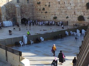 Israel Tangkap Wanita Telanjang di Tembok Ratapan Yerusalem