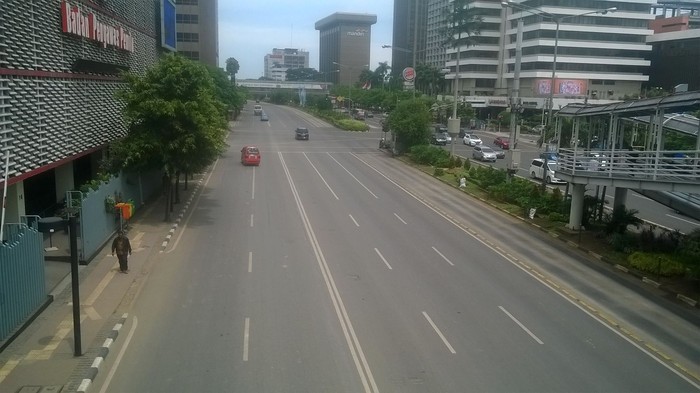 Di Mana-mana Macet Parah, Sudirman dan Thamrin Kosong Melompong