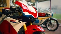 Honda RC213V-S adalah motor yang memiliki konsep, spesifikasi dan sensasi berkendara yang sama dengan motor Honda yang digunakan Marc Marquez di MotoGP.Foto: Honda