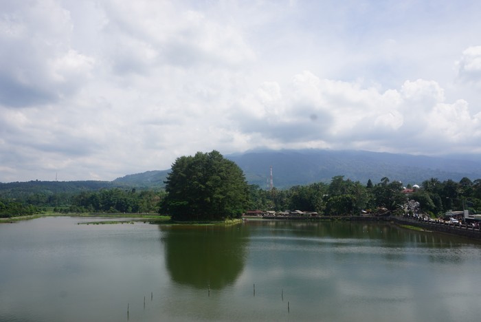 Di Purwakarta akan Ada Patung Domba Muntah Air seperti Merlion di Singapura