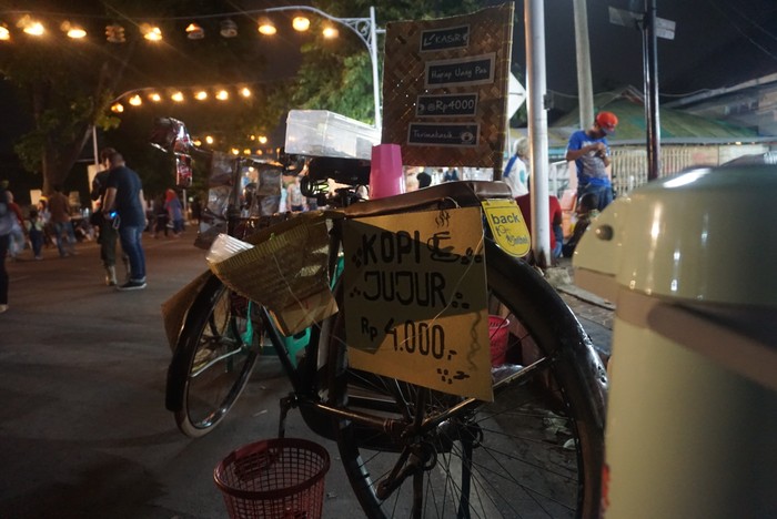 Yuk, Beli Kopi Sambil Tes Kejujuran di Sini