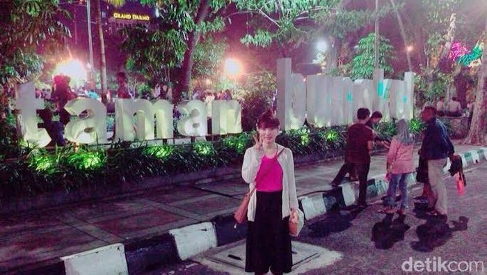Gadis Asal Jepang ini Ingin Bertemu Risma, Mengapa?